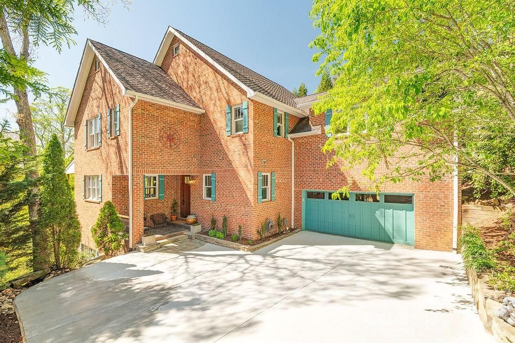 294 Sunset Drive