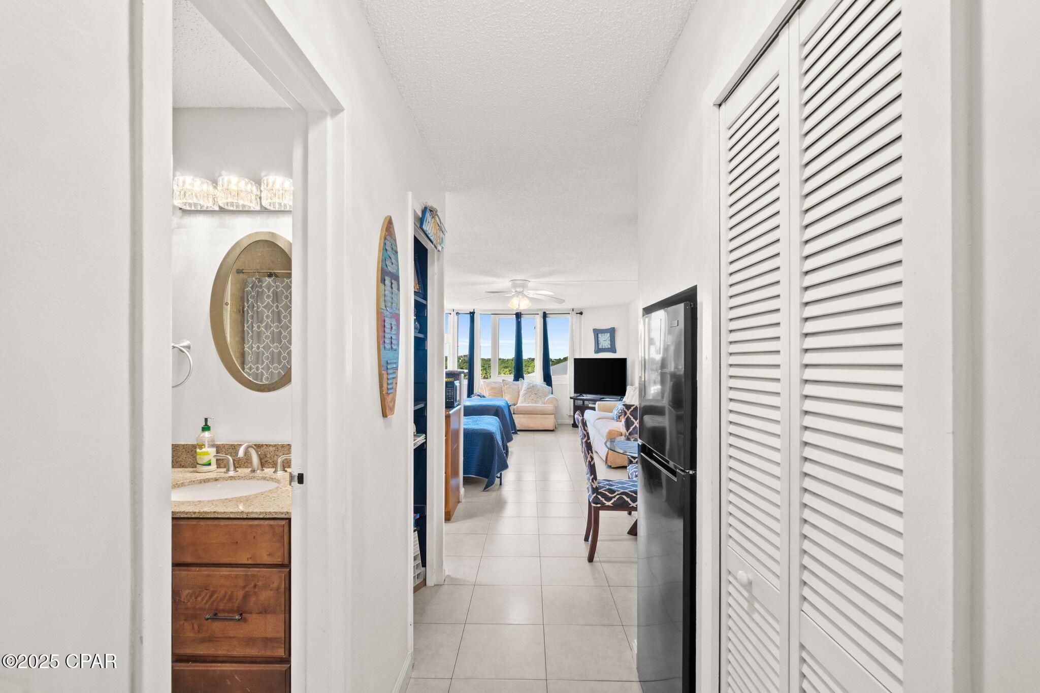 8817 S Thomas Drive A618