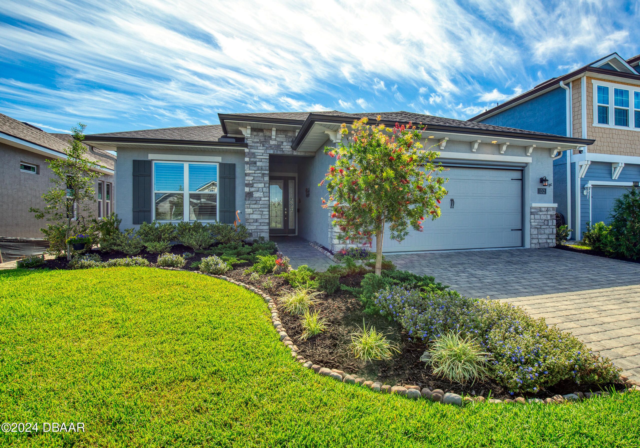 132 Mosaic Boulevard