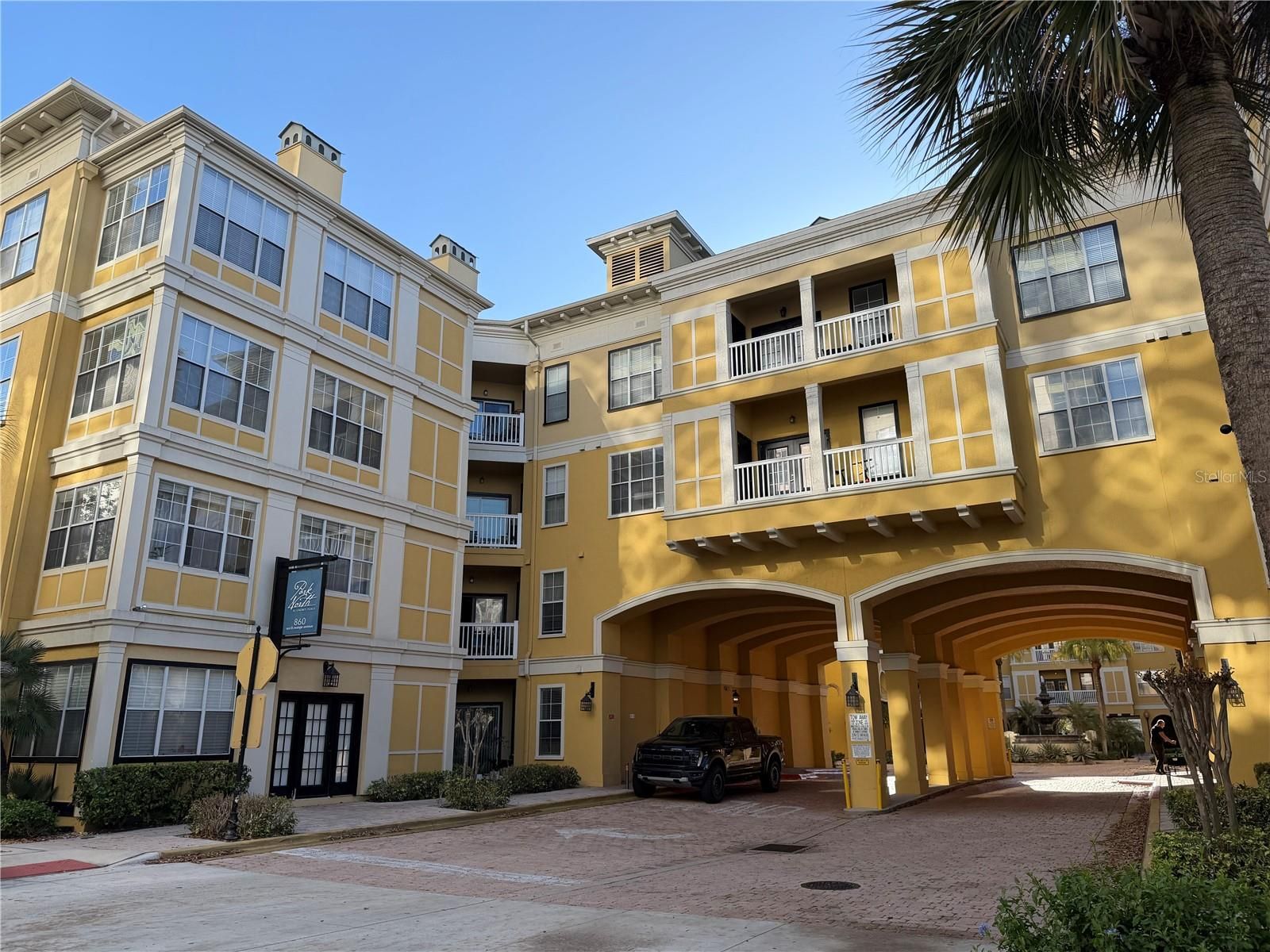 860 N Orange Avenue 301