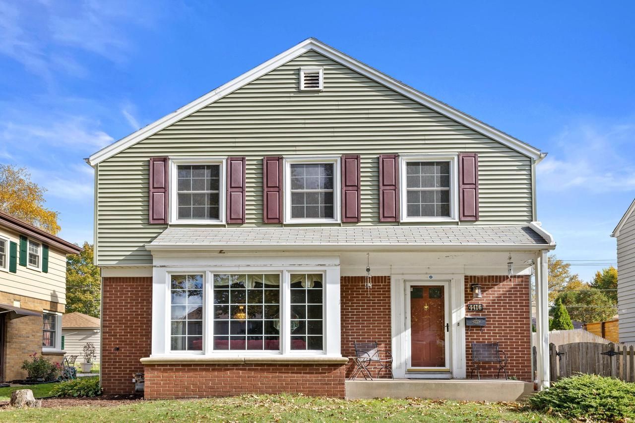 4416 North Sheffield Avenue