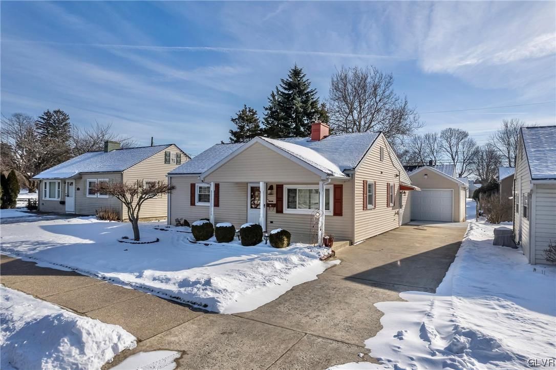 1740 Lansdale Avenue