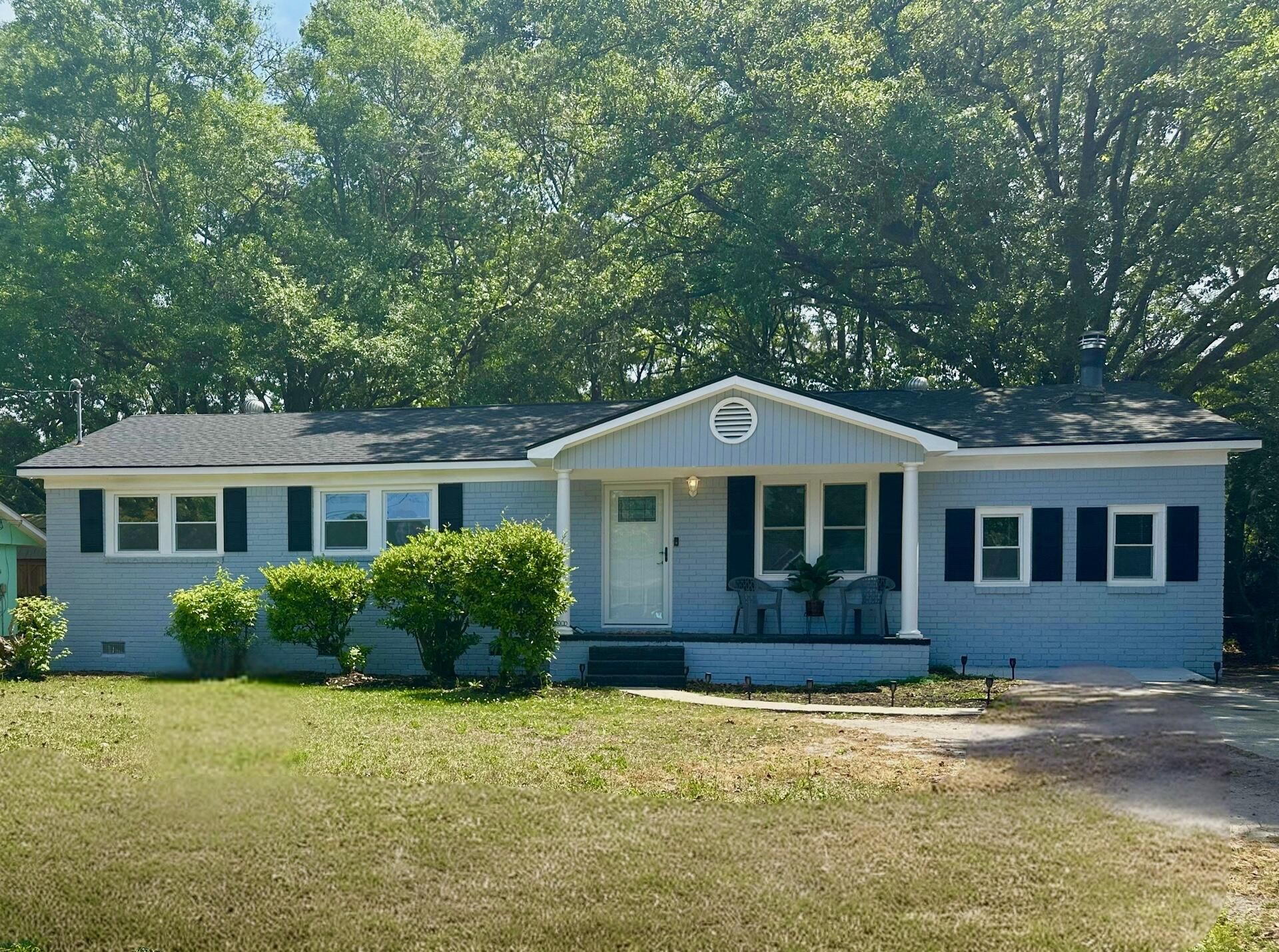 814 Hoss Road