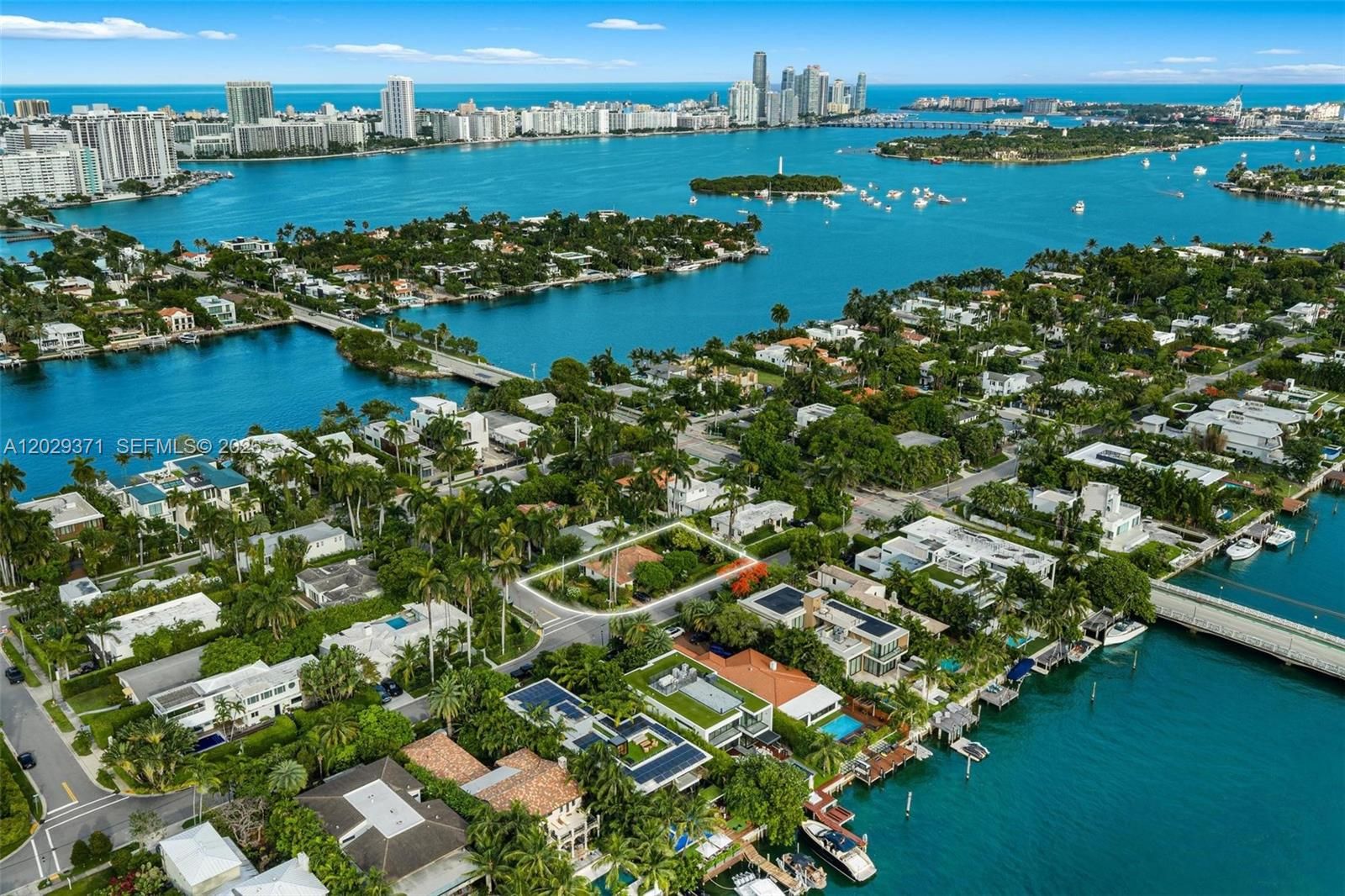 455 W Dilido Drive