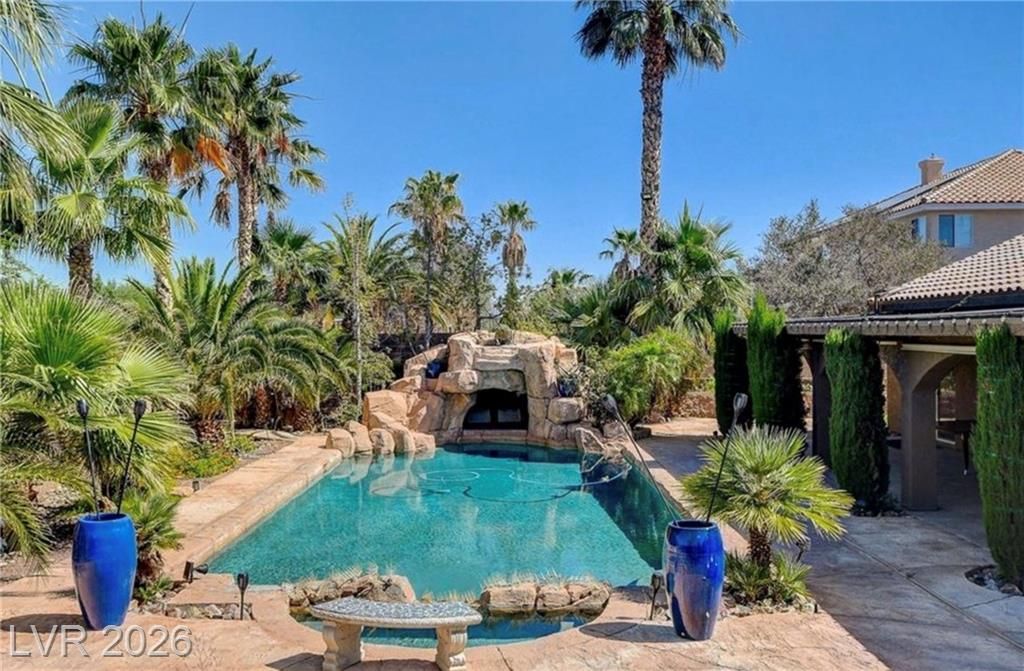 563 Moon Chase Street