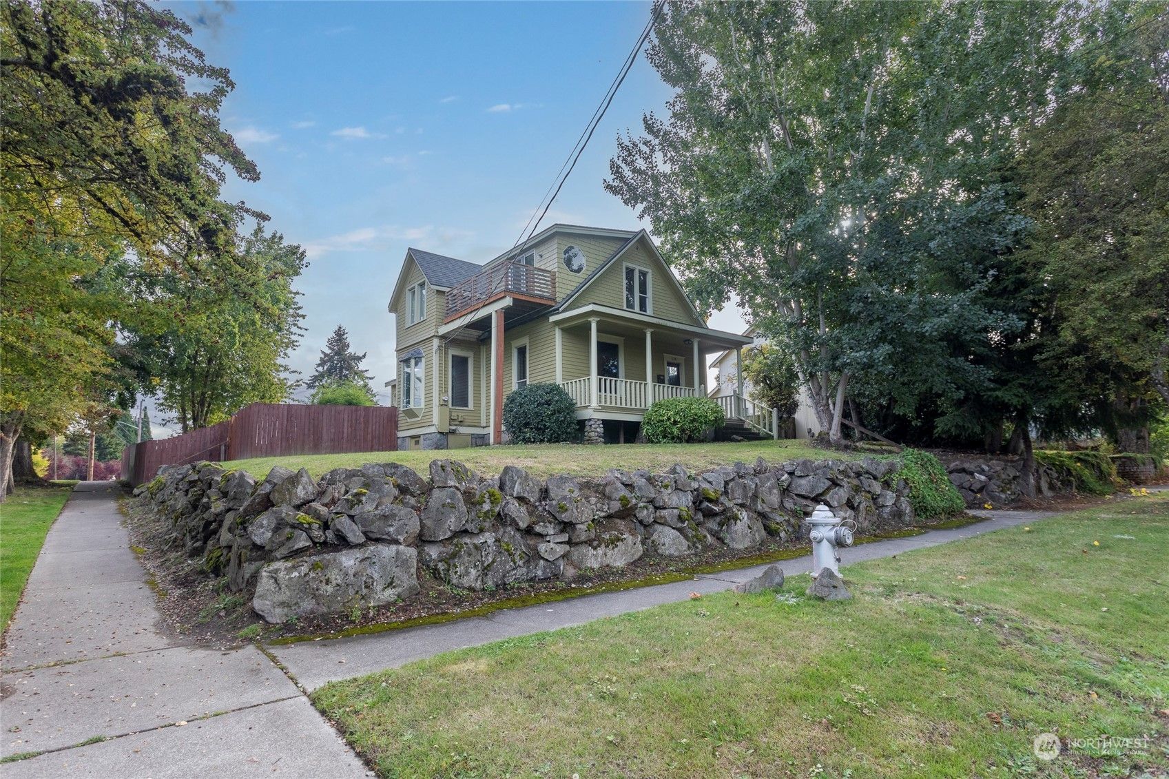 124 E Harrison Street