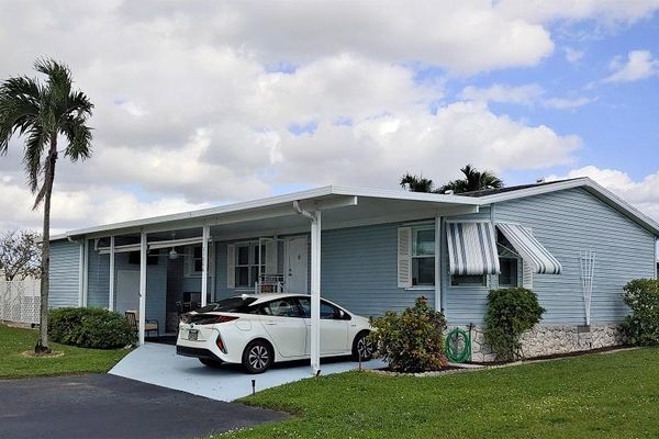 Jamaica Bay Boynton Beach Fl Homes For Sale Real Estate Neighborhoods Com