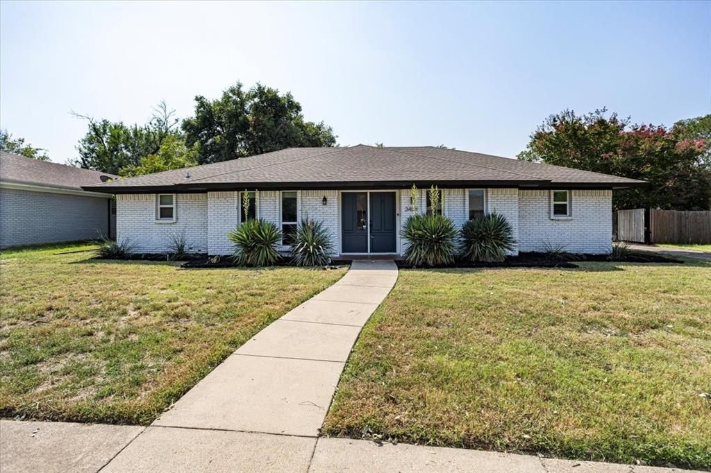 3404 Peachtree Lane