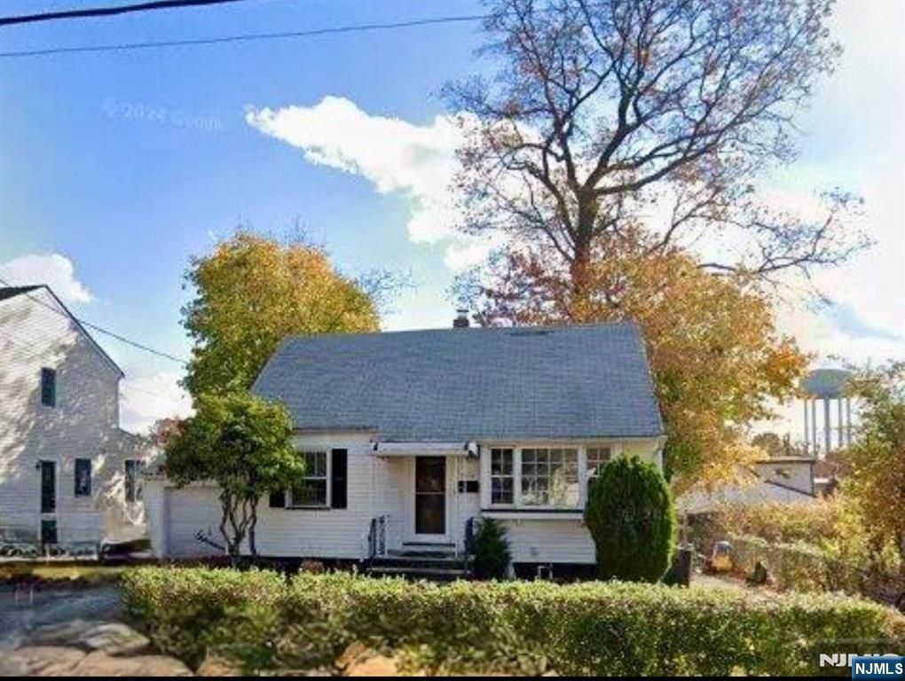 33-14 Norwood Drive