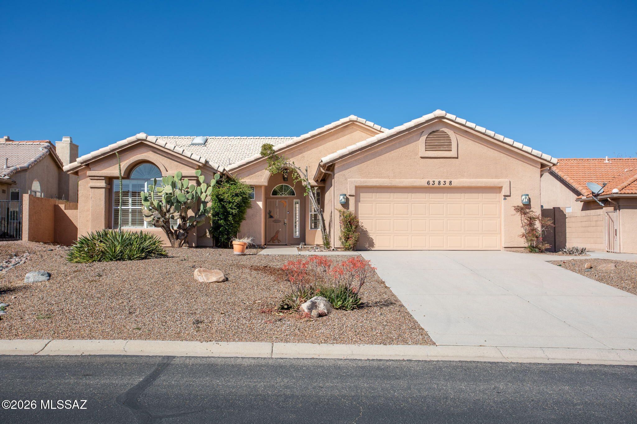 63838 E Whispering Tree Lane