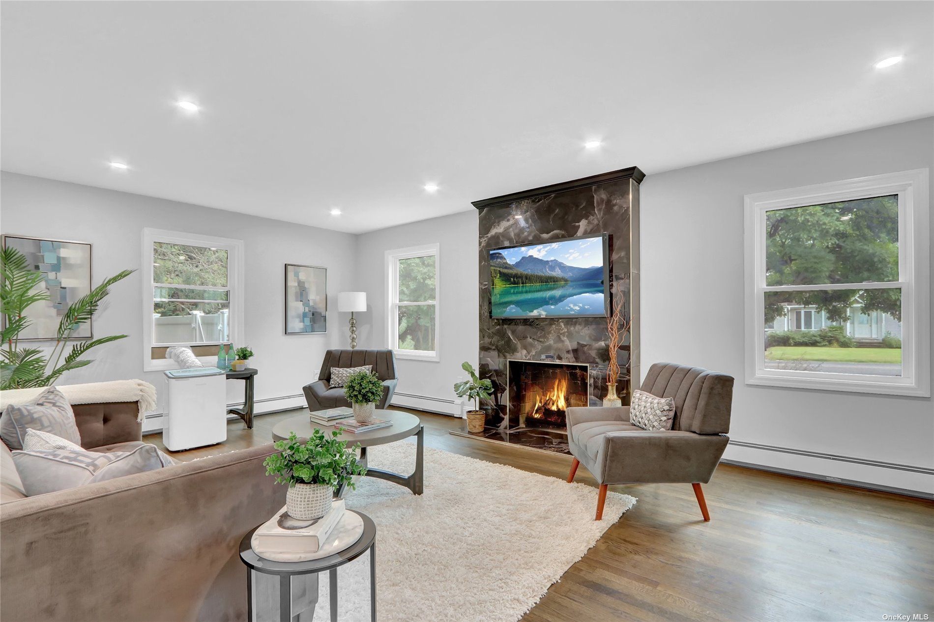 183 W 21st Street