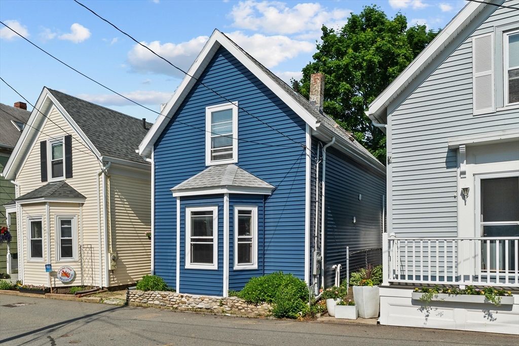 28 Mechanic St