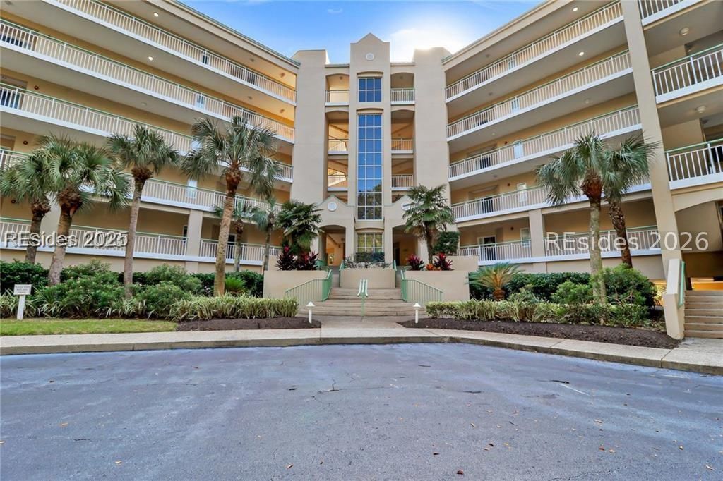 65 Ocean Lane 501