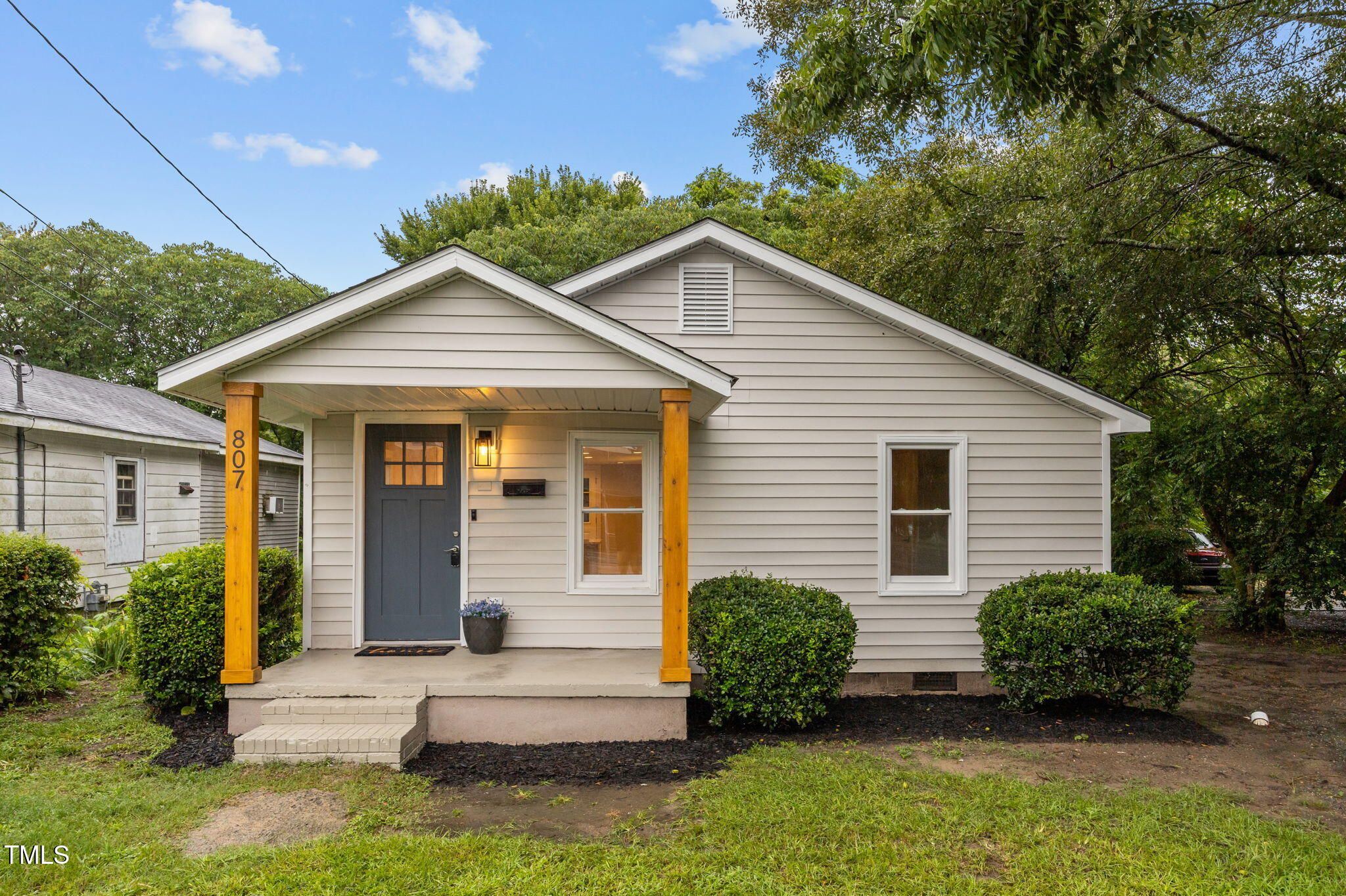 807 N Wilson Avenue