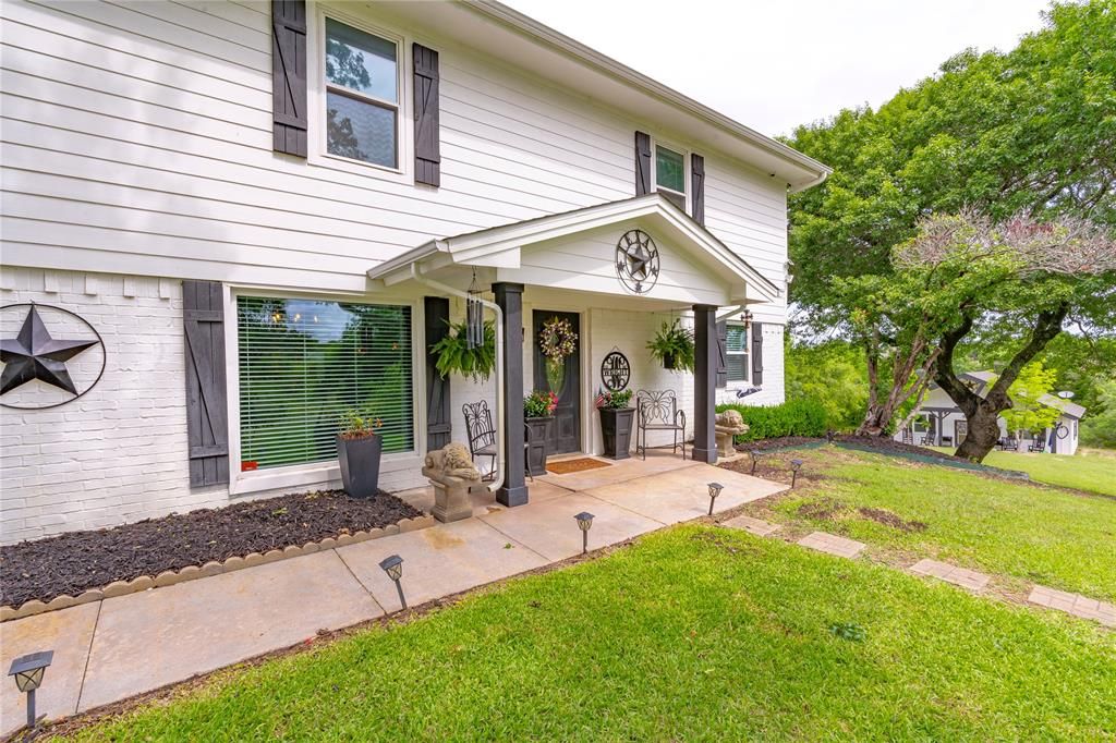 117 Post Oak Court