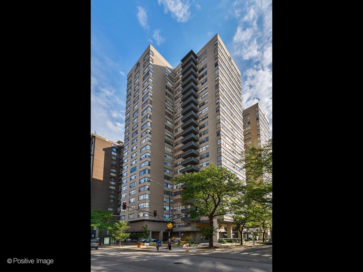 6301 N Sheridan Road 14-O