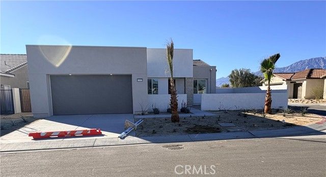 65103 Avenida De Nuves