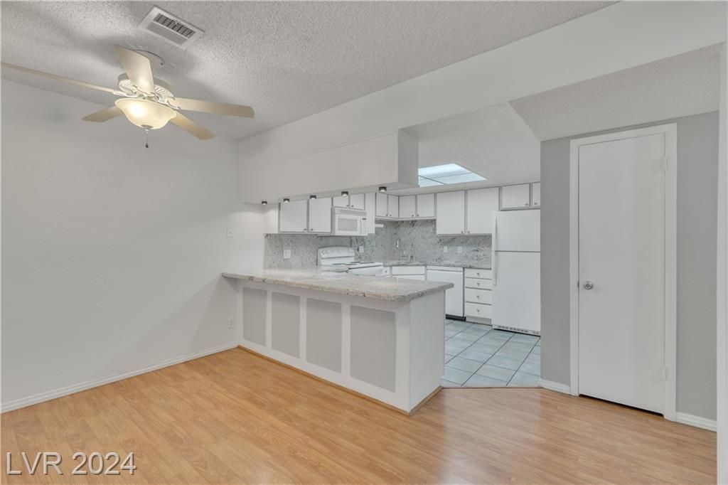 5905 Smoke Ranch Road B