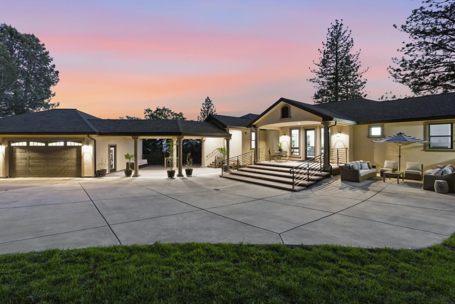 4860 Questa Mirada Court