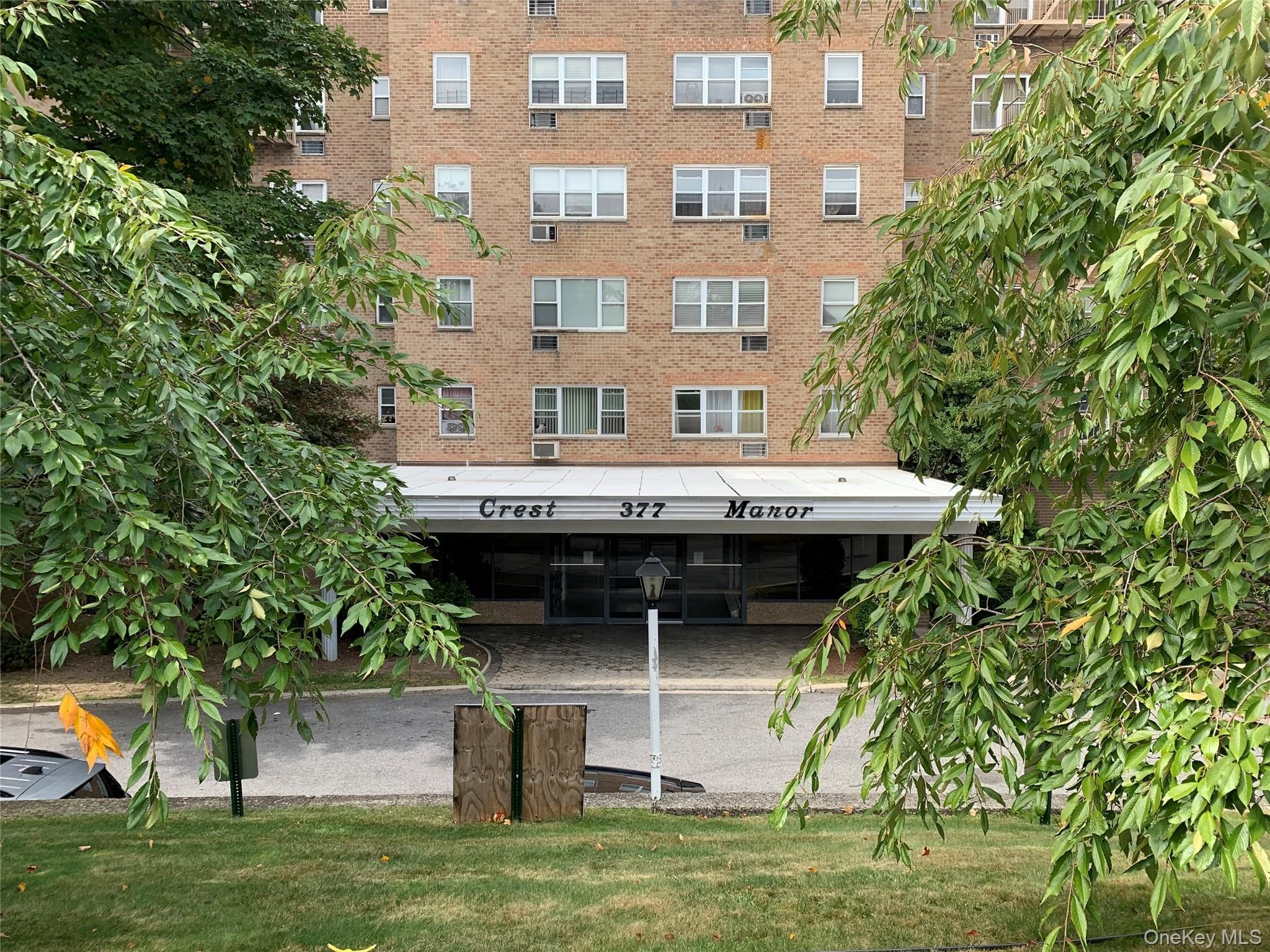 377 N Broadway 717