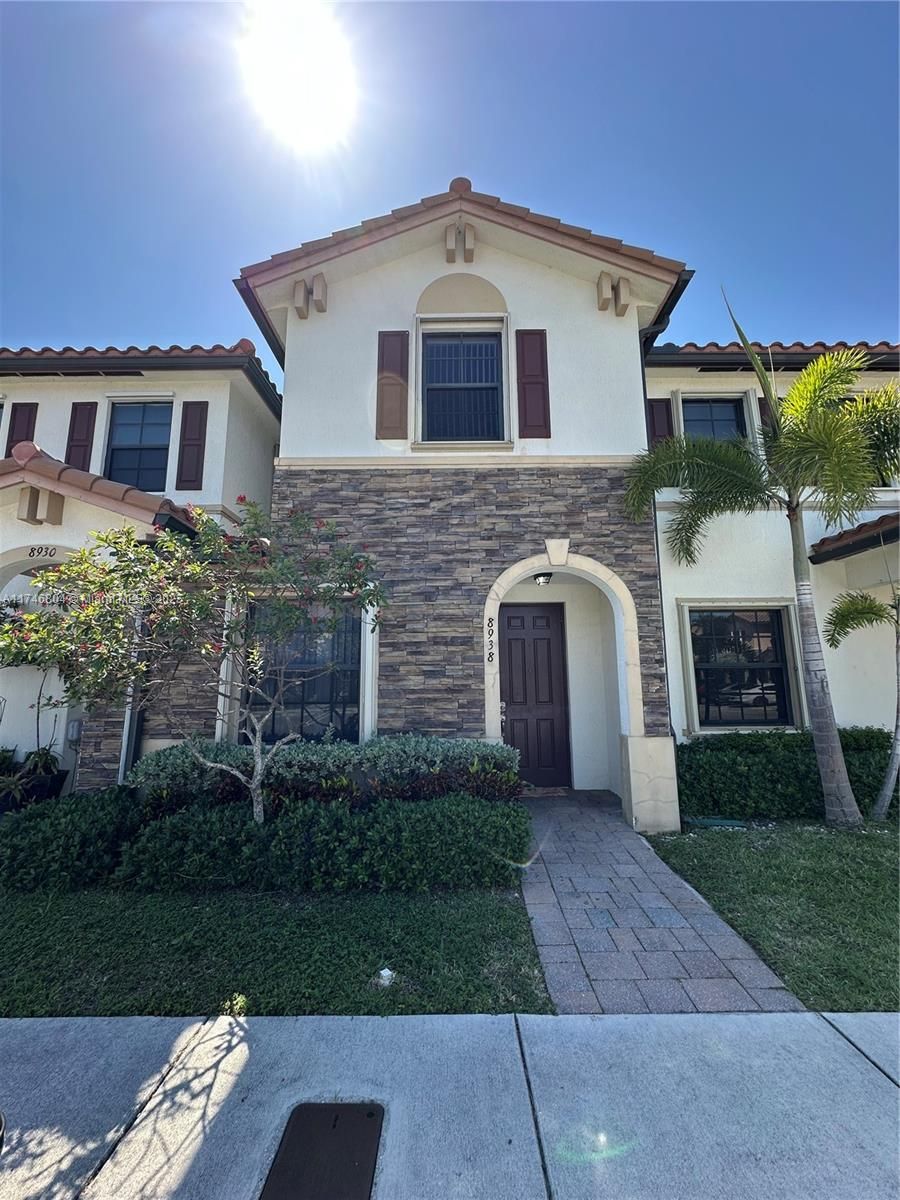 8938 W 35th Way 8938
