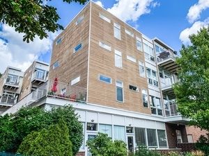 915 S Oak Park Avenue 2B