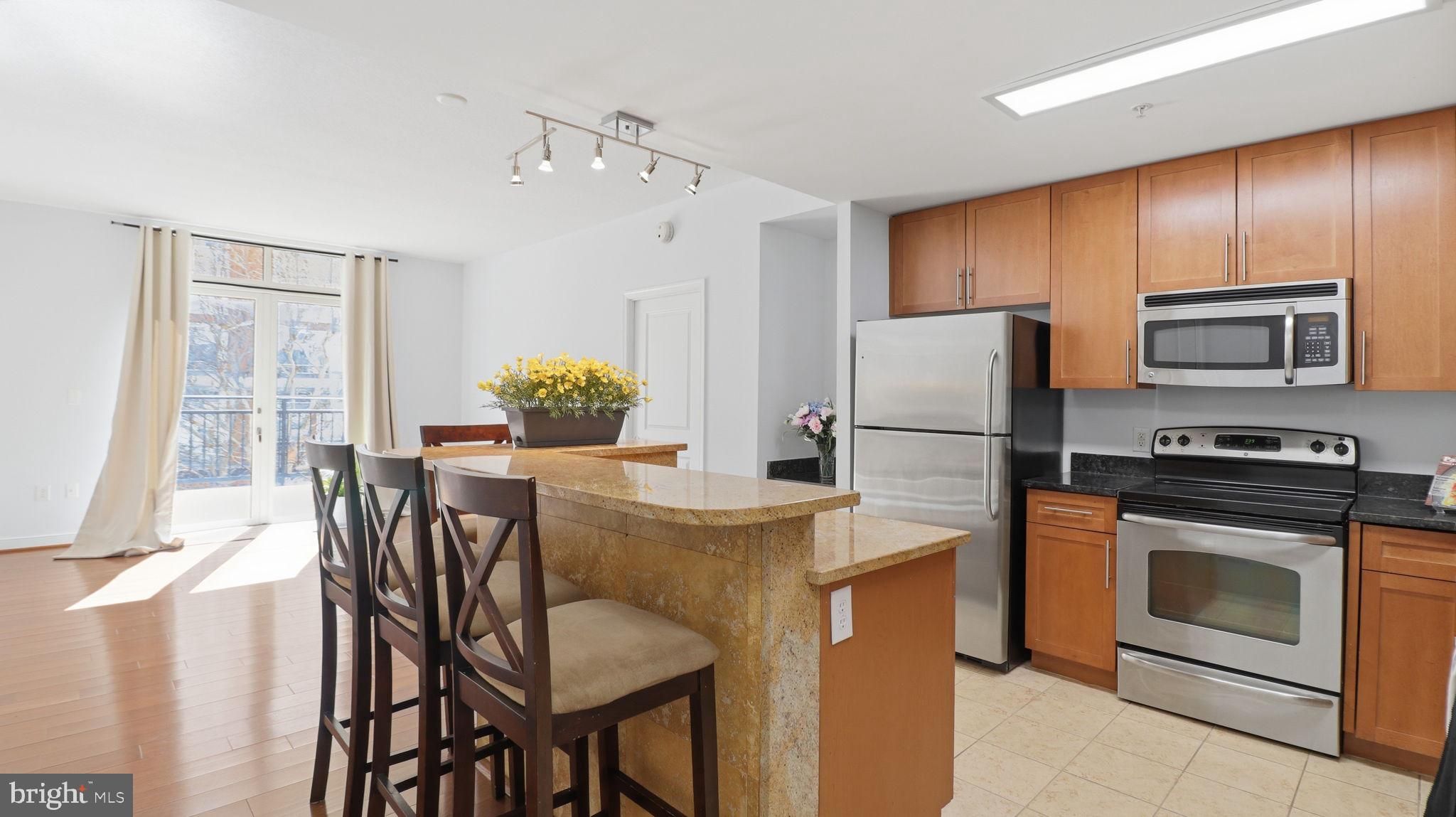 155 Potomac Psge Passage 216