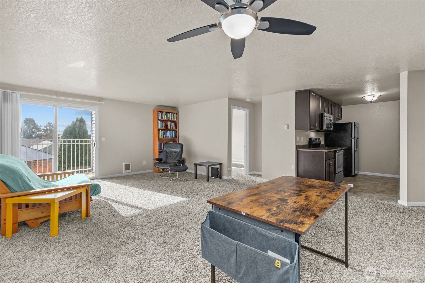 9815 Holly Drive A208