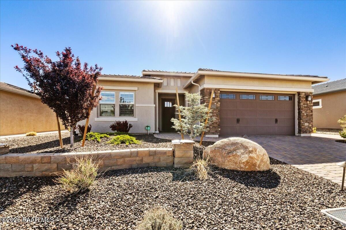 5361 Autumn Leaf Lane