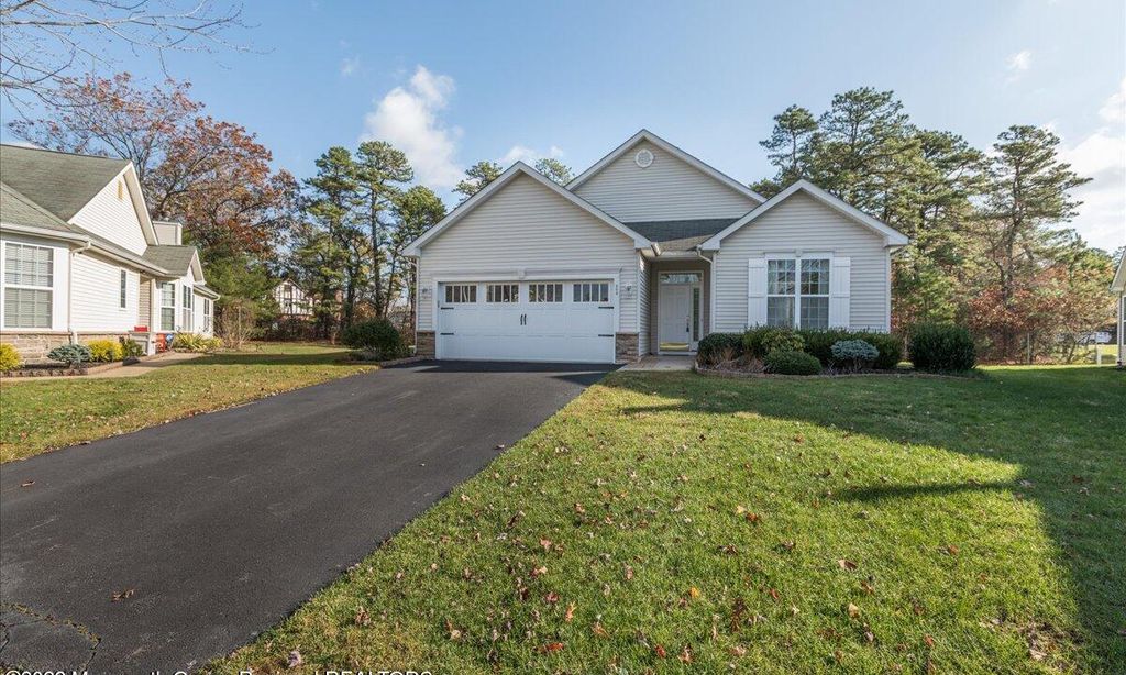 Lennar at Lake Ridge