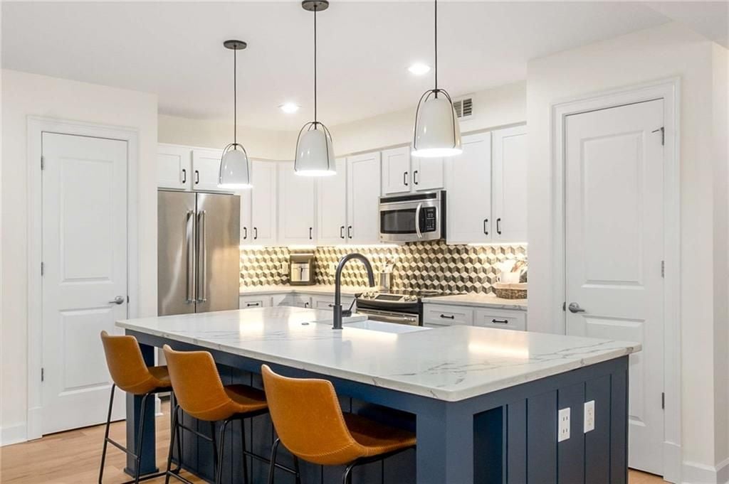200 River Vista Drive 426