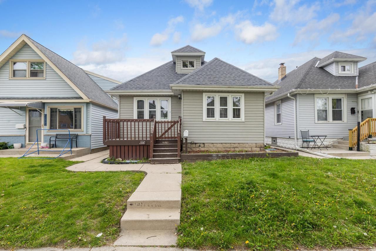 2116 S 70th Street