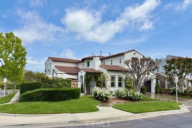 2 Markham Lane