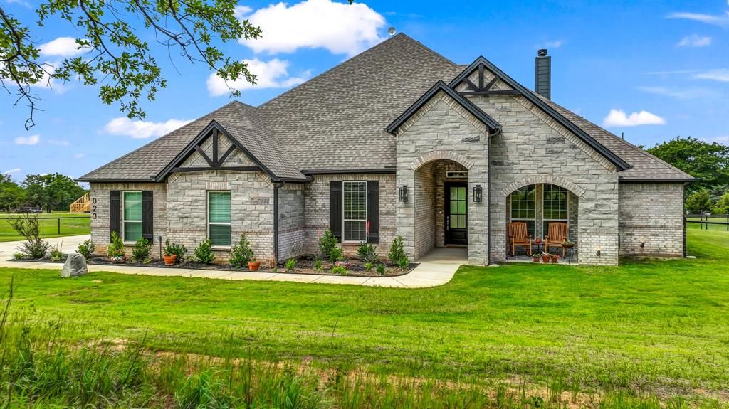 1023 Arbor Hills Court