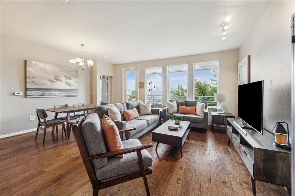 505 Jackson Hill Street 303