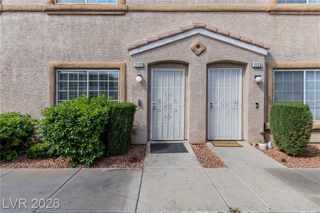 2122 Sleepy Court 2122