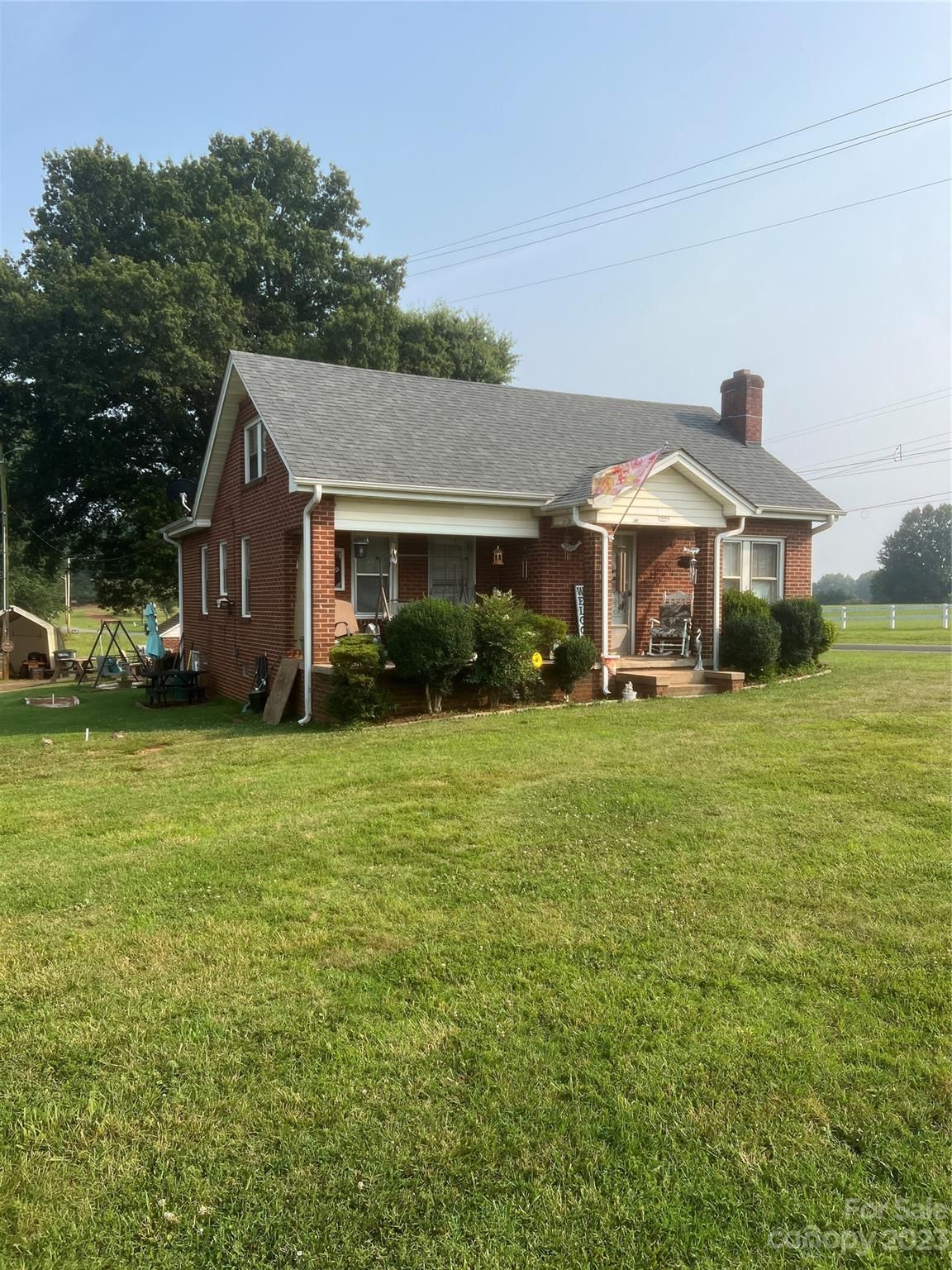 1805 W Nc 10 Highway