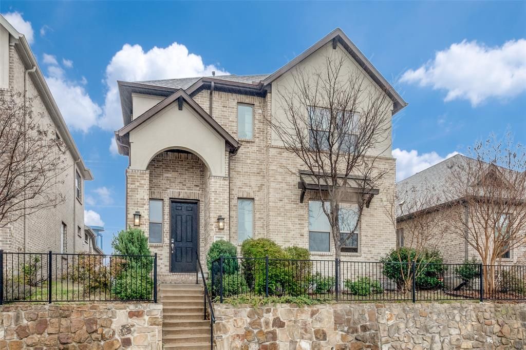 17738 Bottlebrush Drive