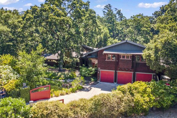 Diablo Country Club - Diablo, CA Homes for Sale & Real Estate |  neighborhoods.com