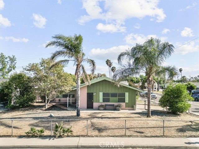 863 N Marvin Drive