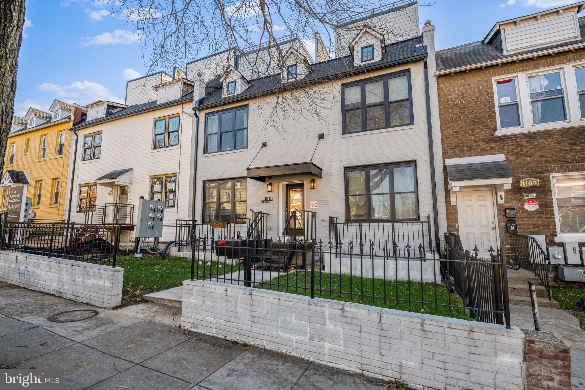 1105 Queen Street Ne 4