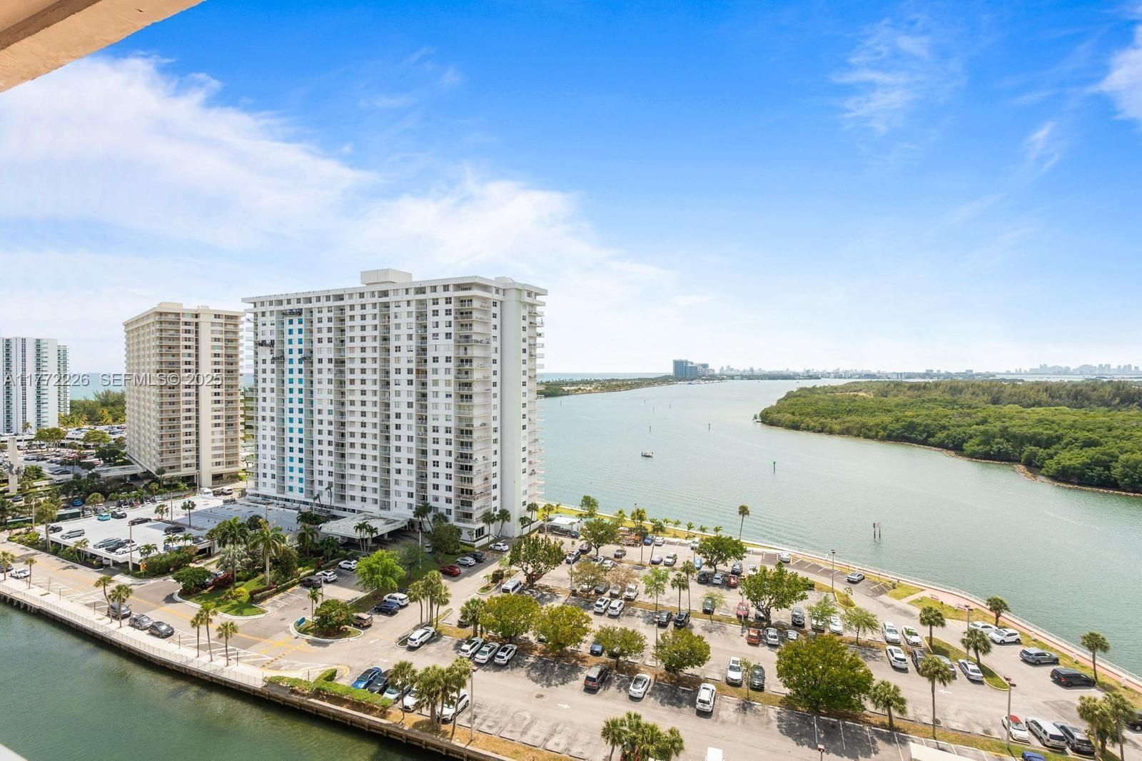 400 Kings Point Drive 1607
