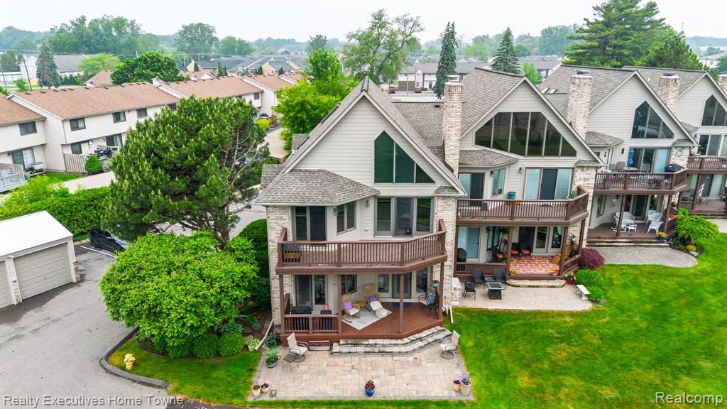 50731 Harbour View Drive N 26