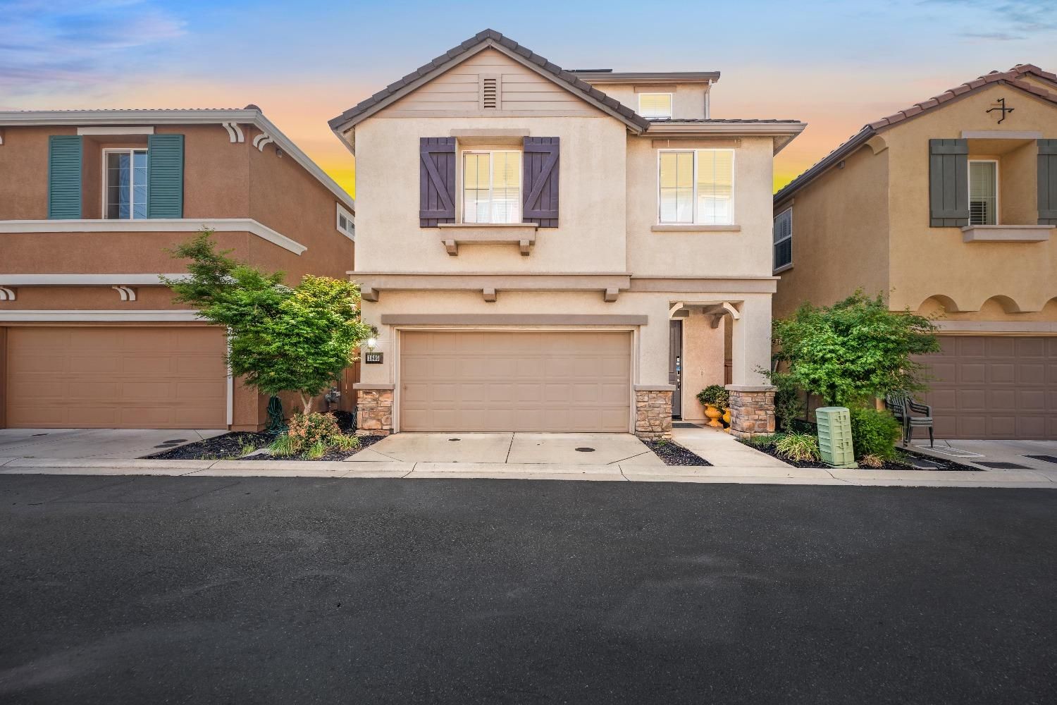 1805 Camino Real Way