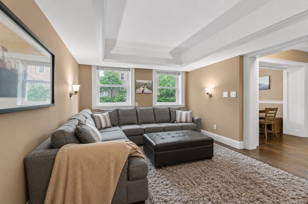 395 Broadway R1C