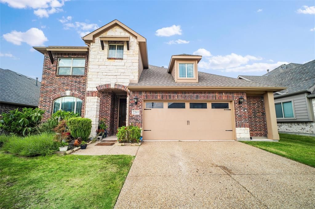 2203 Vista Ridge Road