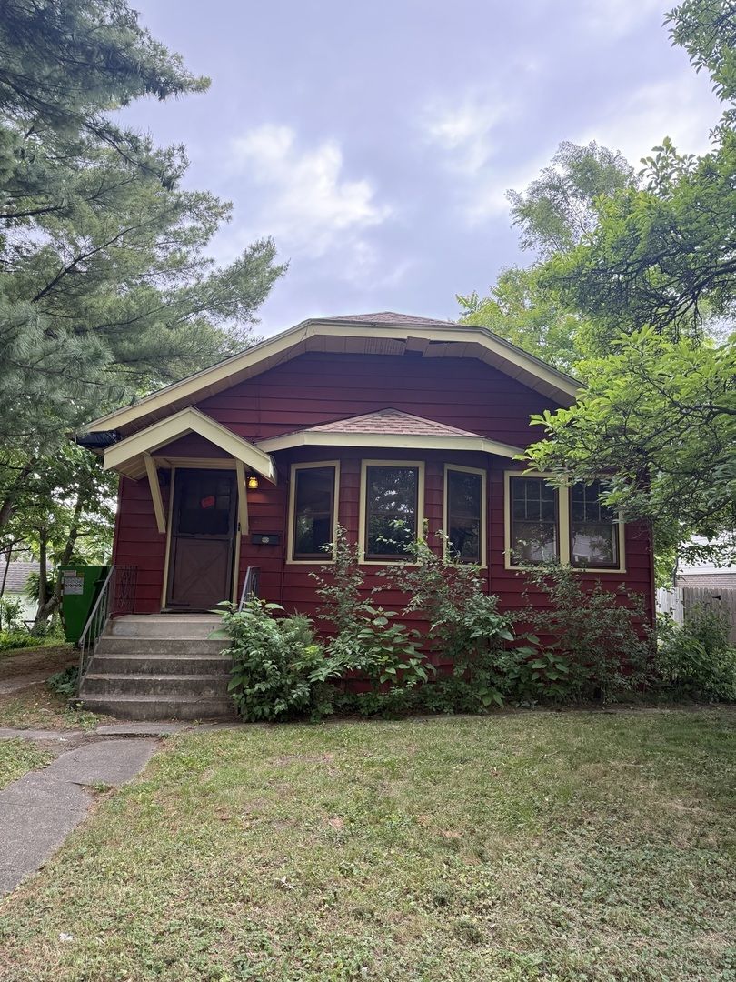 205 S Lincoln Street