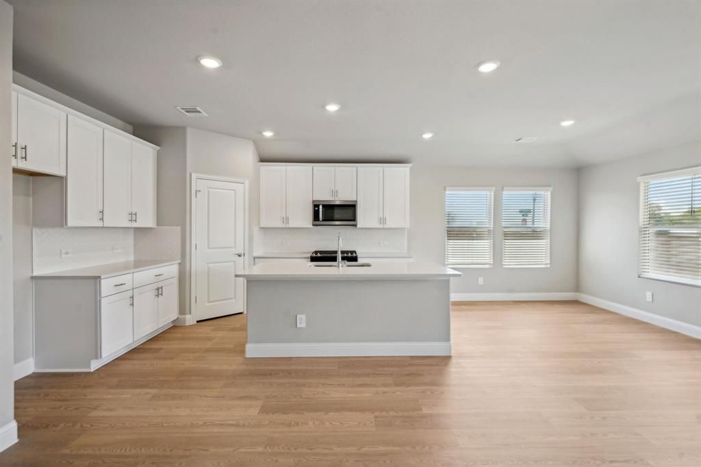 2212 Dunbar Drive