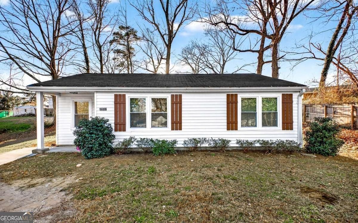 1686 Linda Circle Se