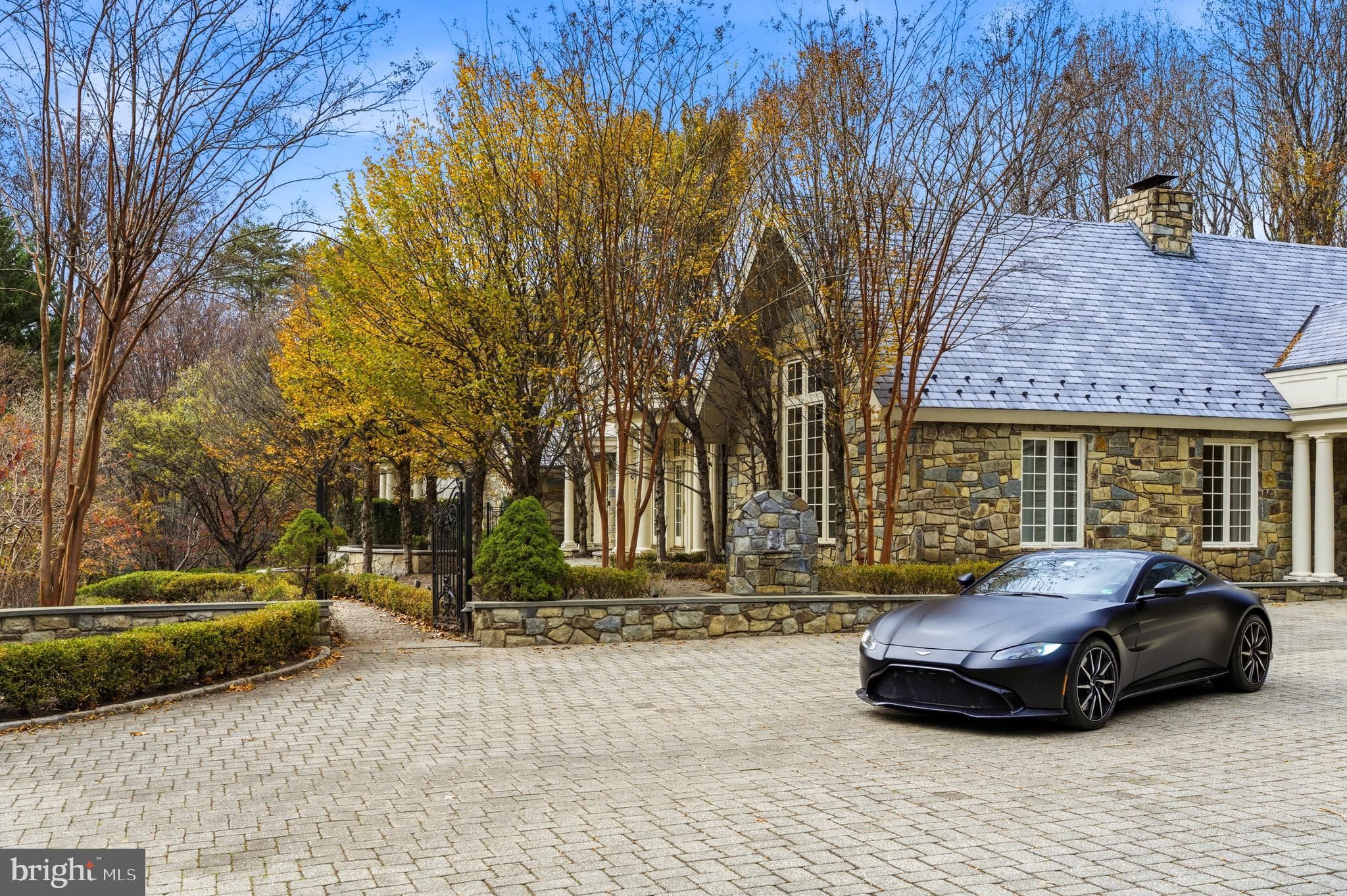 9324 Georgetown Pike